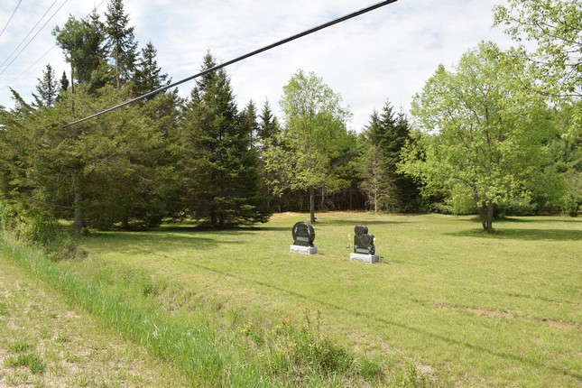 La Pêche (Duclos) Cimetière des Suisses